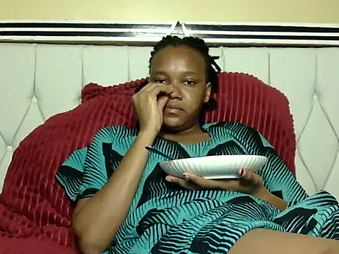 Snapshot of Jay_Vee chatting on 12.14.25 Jay Vee online show from 12.14.25