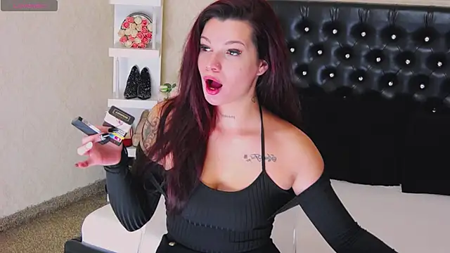 Allisonn223 online show from 11.28.25