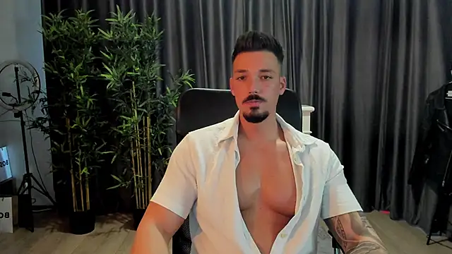 Snapshot of HaydenSpearss chatting on 01.13.25 HaydenSpearss online show from 01.13.25