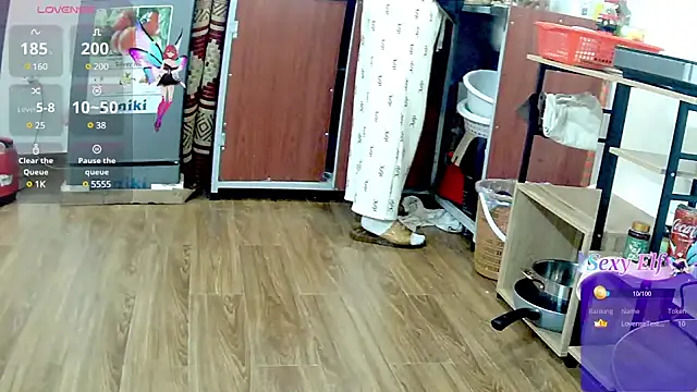 Snapshot of Love_making chatting on 02.26.25 Love making online show from 02.26.25