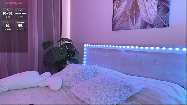 Veronica leal online show from 04.18.26