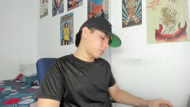 Snapshot of nathan_x1 chatting on 11.19.25 nathan x1 online show from 11.19.25