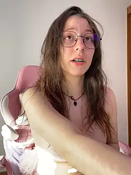 Snapshot of _nobara__ chatting on 02.04.25 nobara online show from 02.04.25