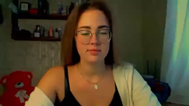 luxie milady online show from 11.21.25