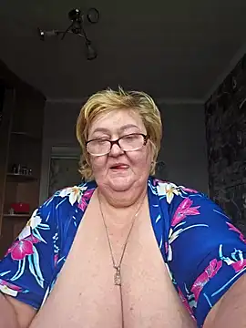 Awn290668 online show from 03.14.25