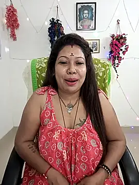 Snapshot of YOUR_LOVELY-40 chatting on 03.31.26 YOUR LOVELY-40 online show from 03.31.26