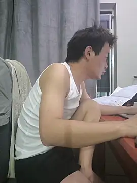 kisstoyousoon2024 online show from 01.07.26