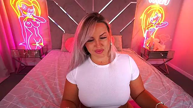 KiraCandyS online show from 09.08.25