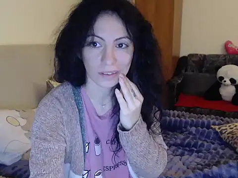 Emmatoo online show from 02.05.26