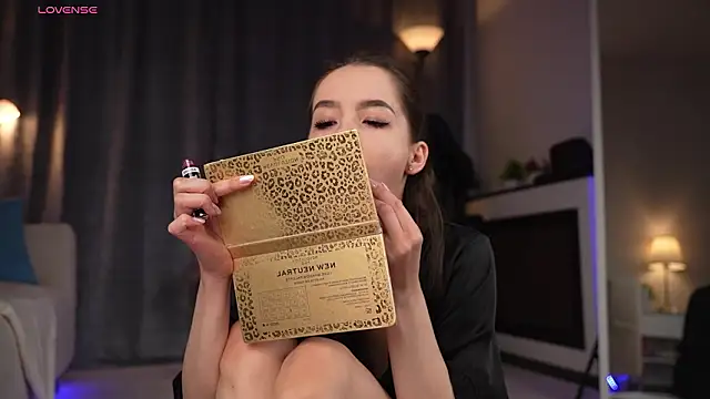 Amely Young online show from 03.05.26