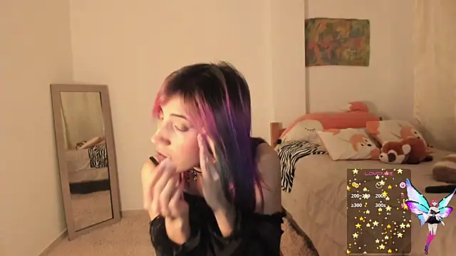 linnie  online show from 01.12.25