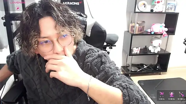 Shizukuu online show from 03.12.25