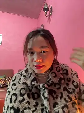 Snapshot of Hellen_111 chatting on 12.28.24 Hellen 111 online show from 12.28.24