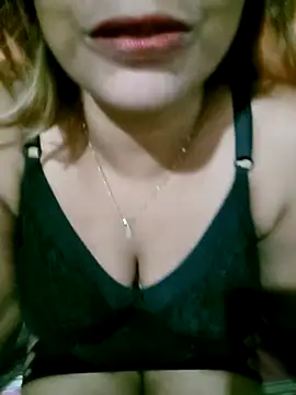 Snapshot of Shaali_Ang chatting on 05.06.26 Shaali Ang online show from 05.06.26