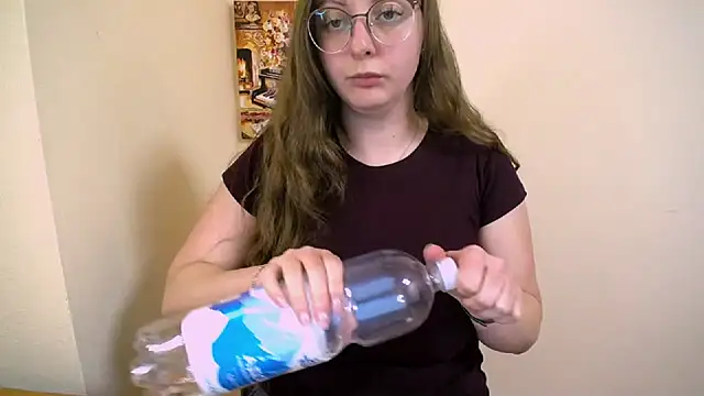  Annabelle Lee online show from 02.04.25