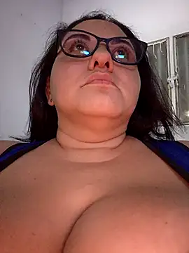 tetasgrandes karol online show from 03.14.26