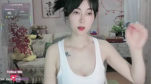 Snapshot of Lisa-s chatting on 10.06.25 Lisa-s online show from 10.06.25