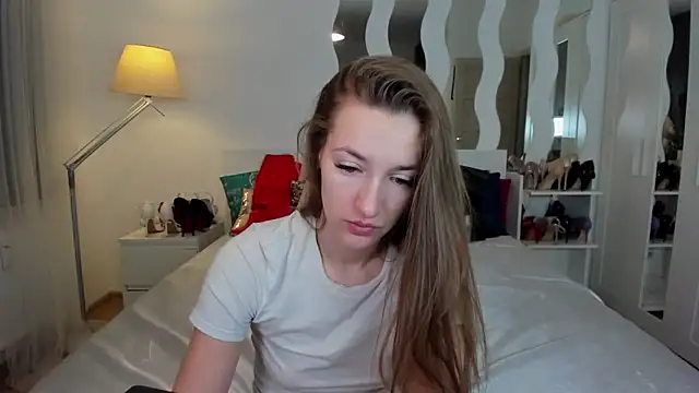 KateRedgar online show from 02.03.25