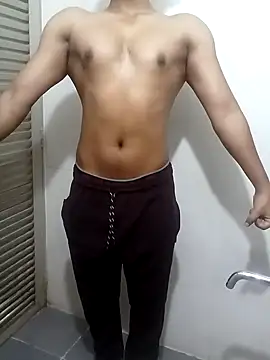 Snapshot of hottboy_39 chatting on 12.02.24 hottboy 39 online show from 12.02.24