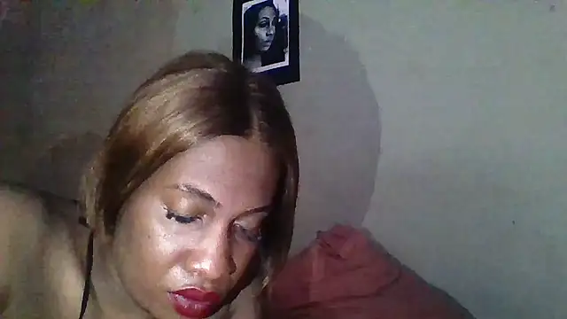 Moorella1 online show from 09.27.25