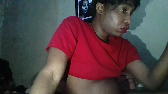 Moorella1 online show from 10.03.25