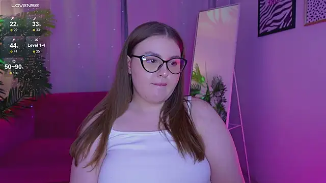 Snapshot of Mia__Peach chatting on 02.16.25 Mia Peach online show from 02.16.25