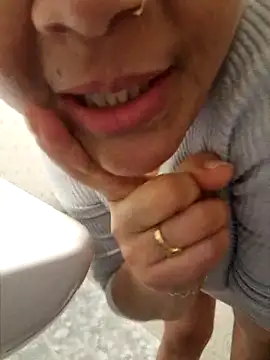 lamorbosa37 online show from 02.18.26