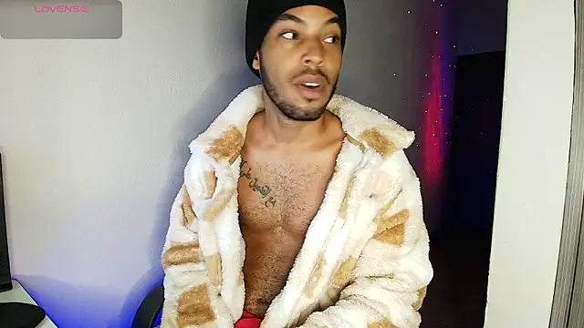 Snapshot of colinbrown chatting on 02.03.26 colinbrown online show from 02.03.26