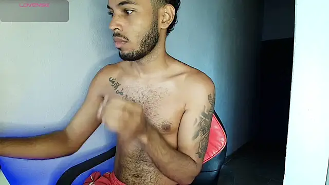 Snapshot of colinbrown chatting on 02.11.26 colinbrown online show from 02.11.26