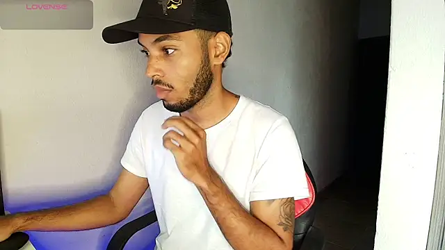 Snapshot of colinbrown chatting on 02.14.26 colinbrown online show from 02.14.26