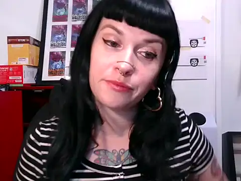 Snapshot of Marcelinegoddess chatting on 01.07.25 Marcelinegoddess online show from 01.07.25