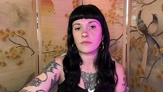 Snapshot of Marcelinegoddess chatting on 04.13.26 Marcelinegoddess online show from 04.13.26
