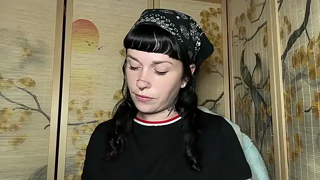Snapshot of Marcelinegoddess chatting on 06.22.26 Marcelinegoddess online show from 06.22.26