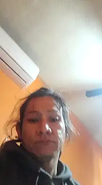 Snapshot of miicheele32 chatting on 01.22.25 miicheele32 online show from 01.22.25