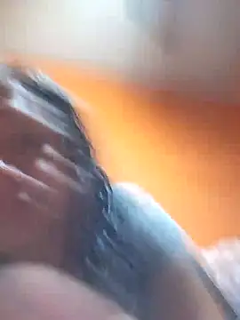 Snapshot of miicheele32 chatting on 09.24.25 miicheele32 online show from 09.24.25