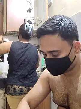 Snapshot of IND_COUPLE1 chatting on 03.09.25 IND COUPLE1 online show from 03.09.25