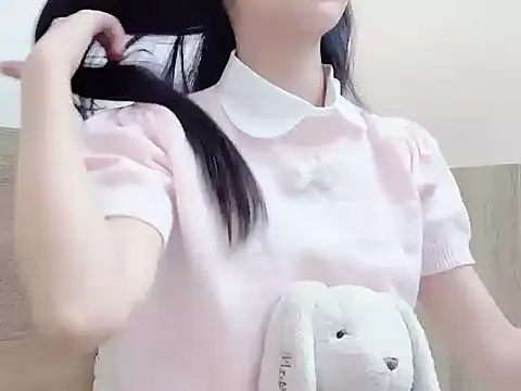 Snapshot of Virgo_686 chatting on 10.05.25 Virgo 686 online show from 10.05.25