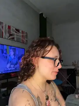 Snapshot of Hawitxui chatting on 02.08.26 Hawitxui online show from 02.08.26