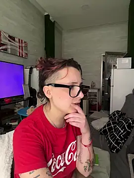 Snapshot of Hawitxui chatting on 02.09.26 Hawitxui online show from 02.09.26