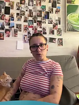 Hawitxui online show from 04.12.26