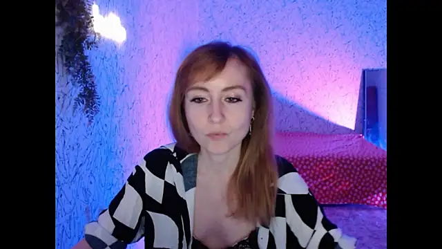 Snapshot of Athena_Richards chatting on 12.14.24 Athena Richards online show from 12.14.24