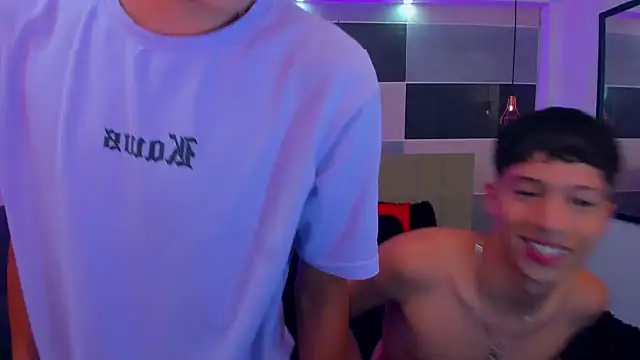 Snapshot of Juan_Nd_Steven chatting on 12.13.24 Juan Nd Steven online show from 12.13.24