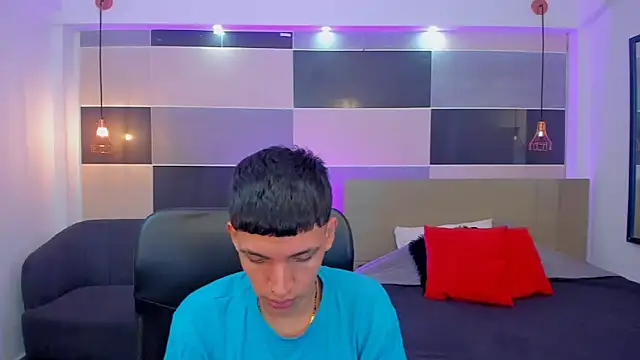 Snapshot of Juan_Nd_Steven chatting on 01.05.25 Juan Nd Steven online show from 01.05.25