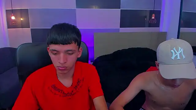 Snapshot of Juan_Nd_Steven chatting on 02.01.25 Juan Nd Steven online show from 02.01.25