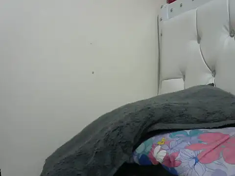 shanycute1 online show from 10.14.25