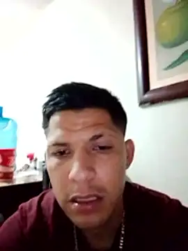 Snapshot of Alonsomadeira chatting on 03.08.26 Alonsomadeira online show from 03.08.26