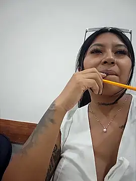 luisa16xxx online show from 04.11.26