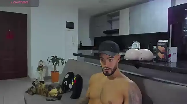 Alexander Martines online show from 01.08.25