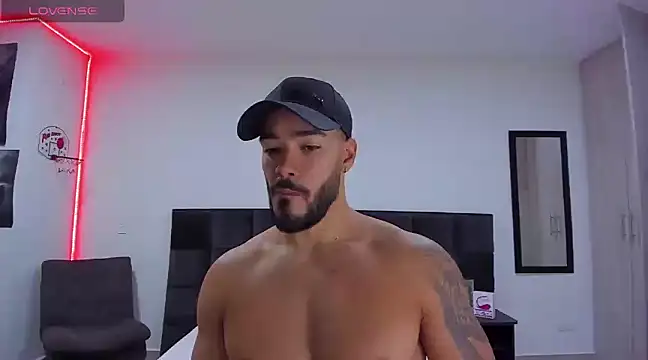 Alexander Martines online show from 01.23.25