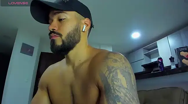 Alexander Martines online show from 02.17.25